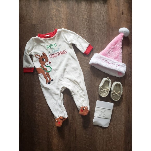 Baby Christmas Lot - 6 & 9 Month Bodysuit, Slippers Tights & Hat - Picture 1 of 6